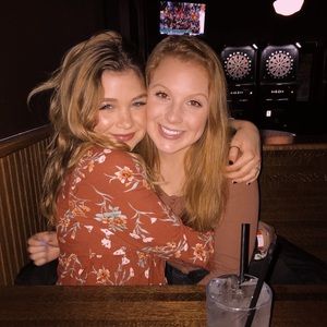 Meet your Posher, Nora